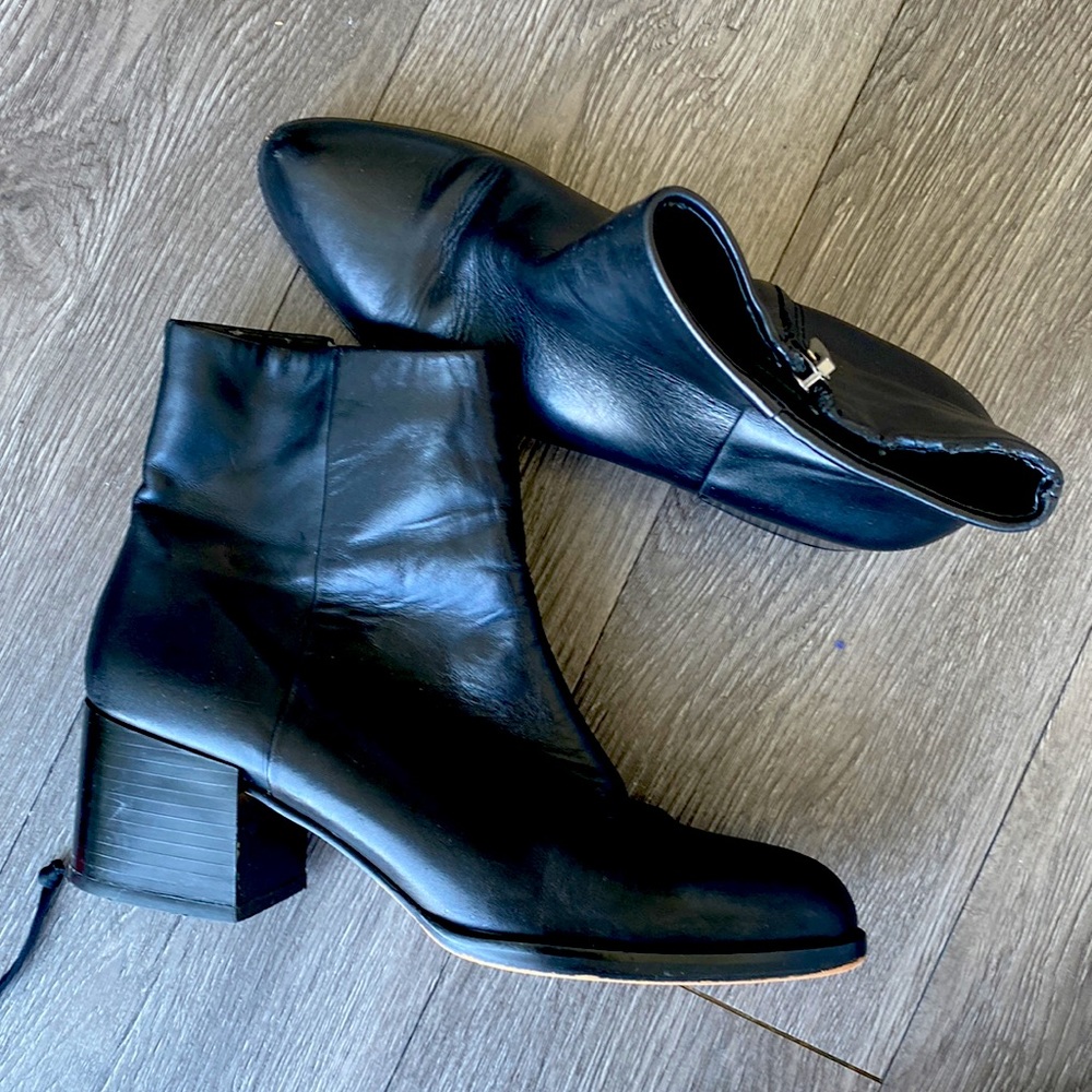 Sam Edelman moderately worn boots- black leather size 7.5